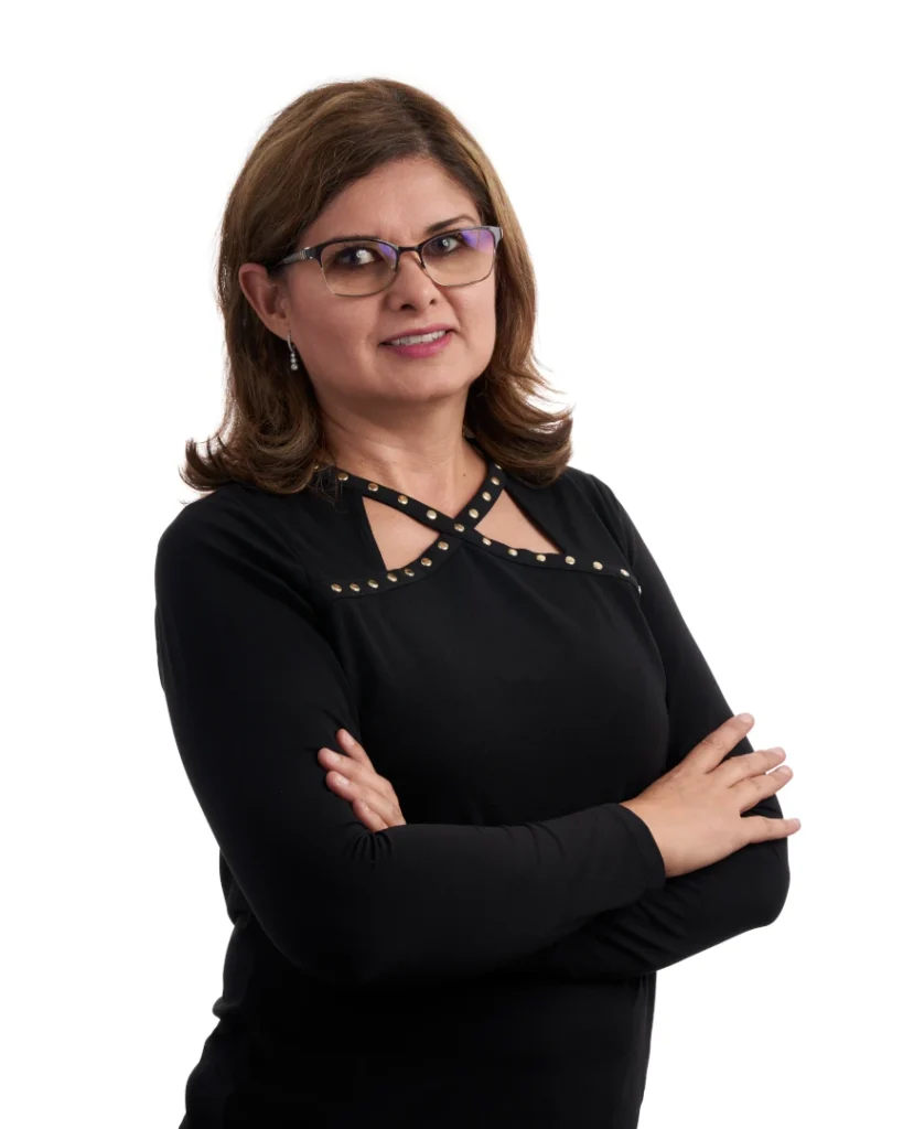 Nydia Avila Vanzzini  Directora de Medimanage Research LinkedIn